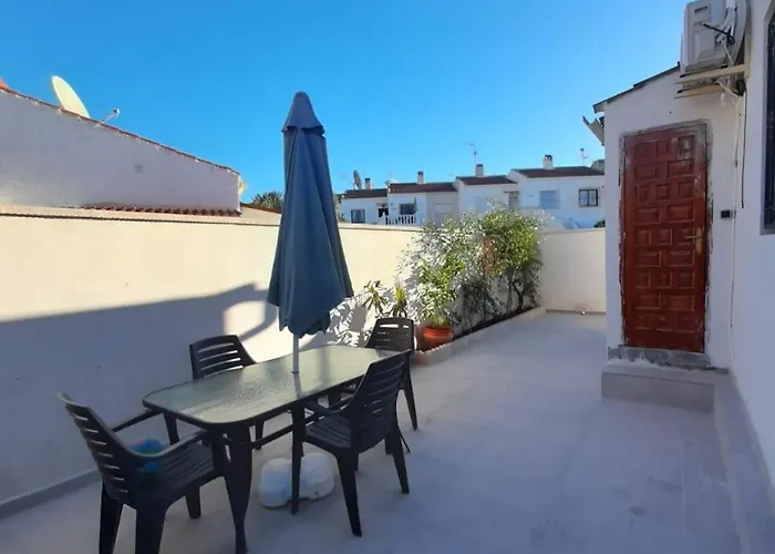 3-Bedroom House In Torrevieja